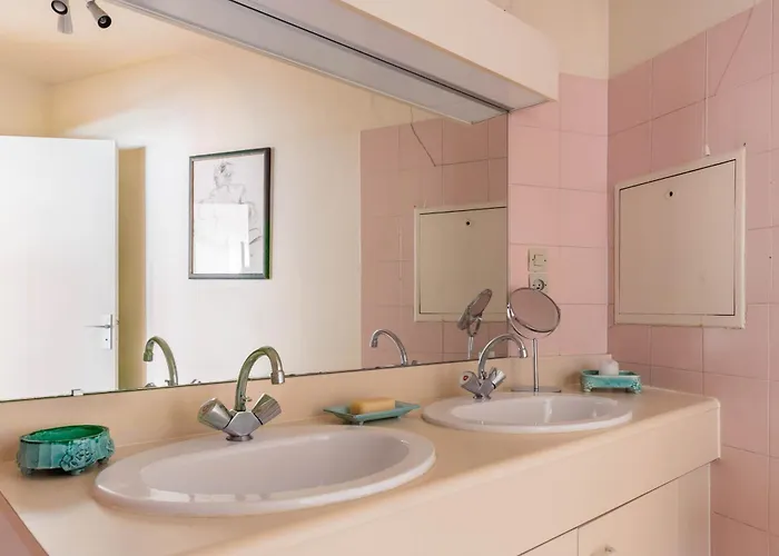 아파트 3 Quiet And Bright